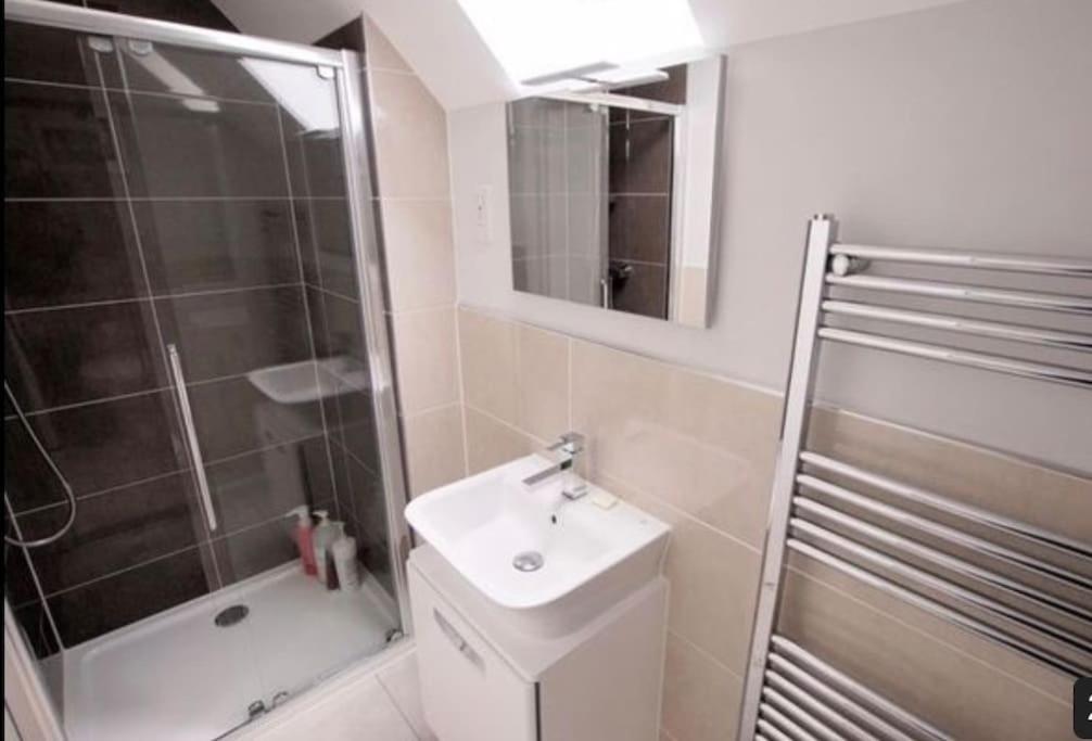 Villa Solent Heights•Sea View•Hot Tub à Portsmouth Extérieur photo