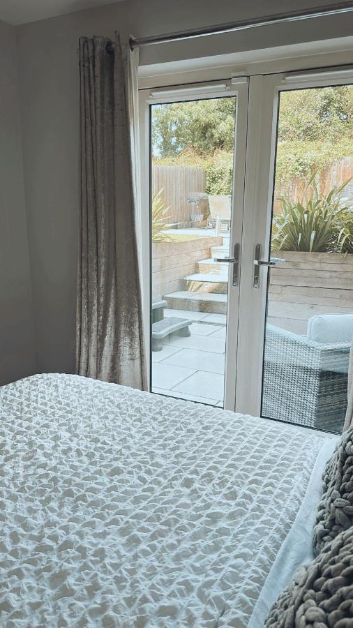 Villa Solent Heights•Sea View•Hot Tub à Portsmouth Extérieur photo
